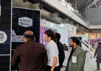 AKCOME Radiates at Solar Exhibitions in Pakistan and Italy